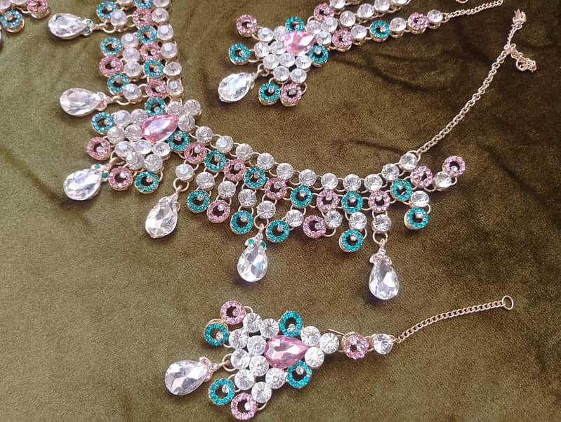 2 Bridal sets 5