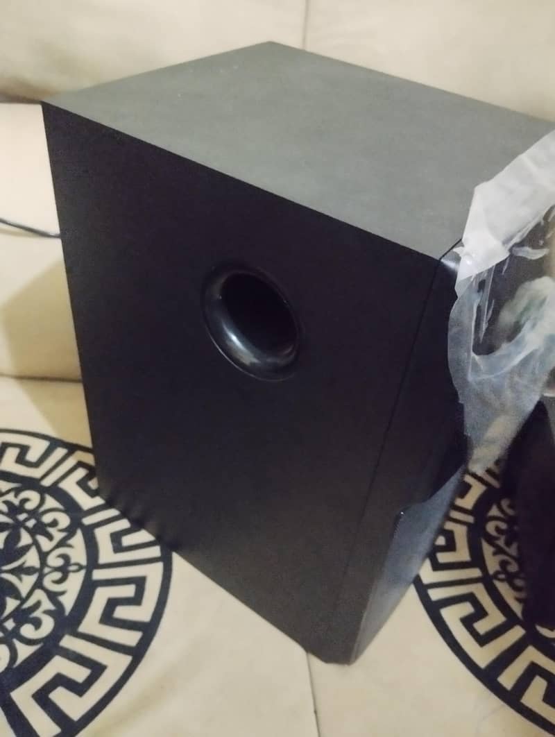 Audionic speaker 1