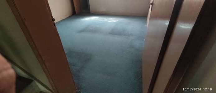 Carpet 3 Venus carpets used but in very good condition