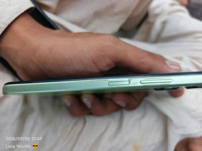 Vivo Y18