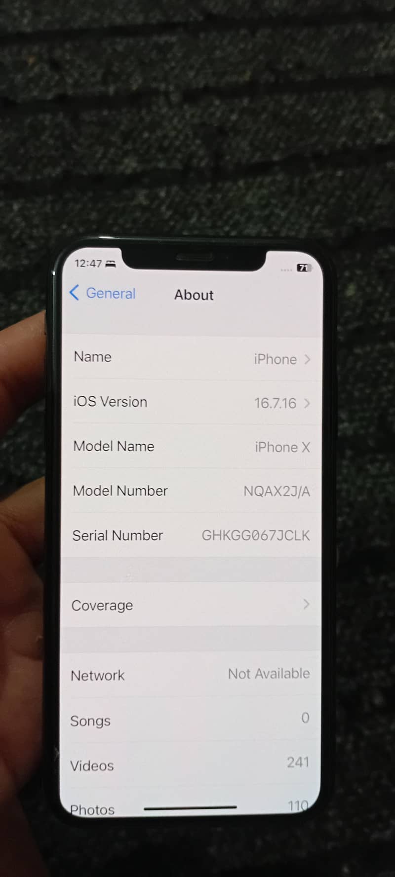 Apple iPhone X 4