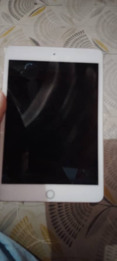 IPAD MINI 5 /256GB. best game play