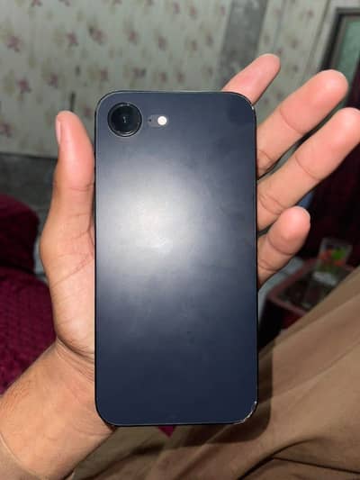 Apple iPhone 16e 128GB ALL OK WATERPACK