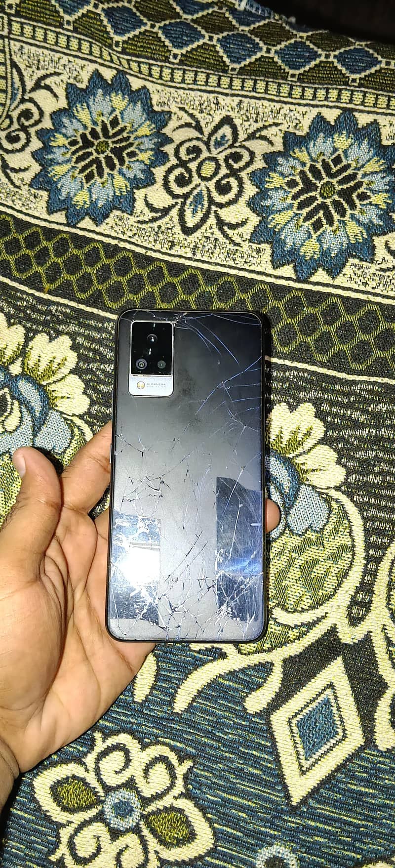 Vivo V21 6