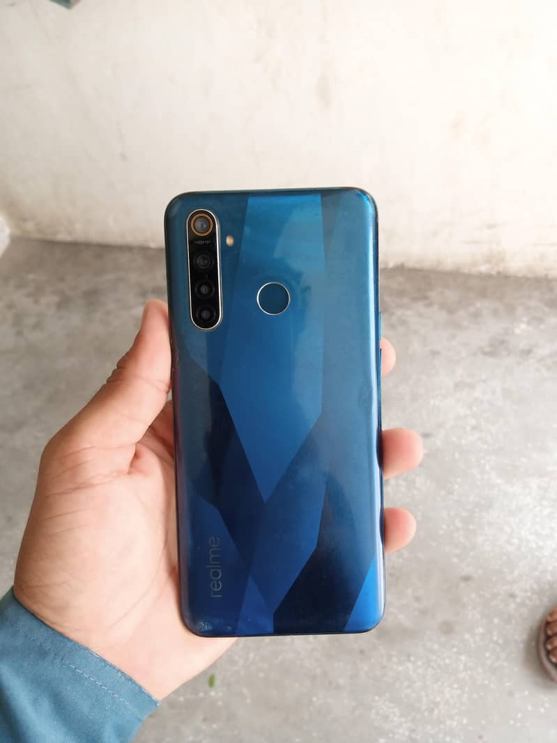 Realme 5 Pro 3