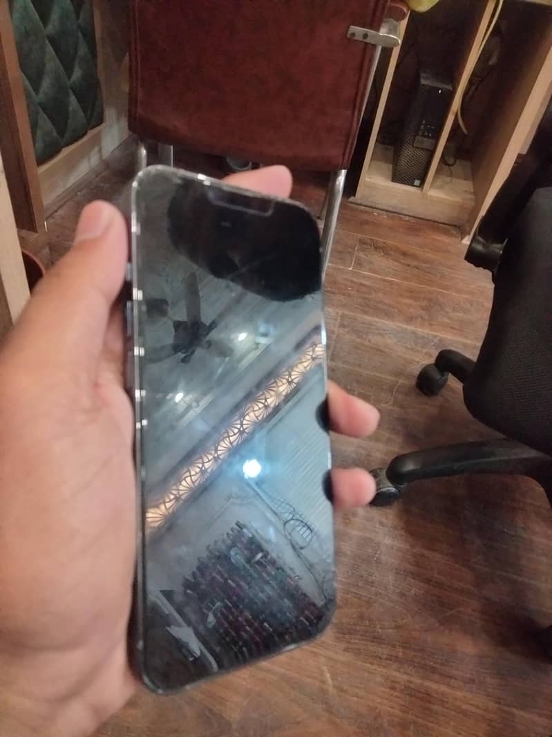 Apple iPhone 13 Pro 5