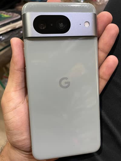 Google Pixel 8