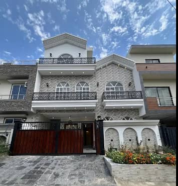 G-13 30x60 Brand new Double story House available for sale
