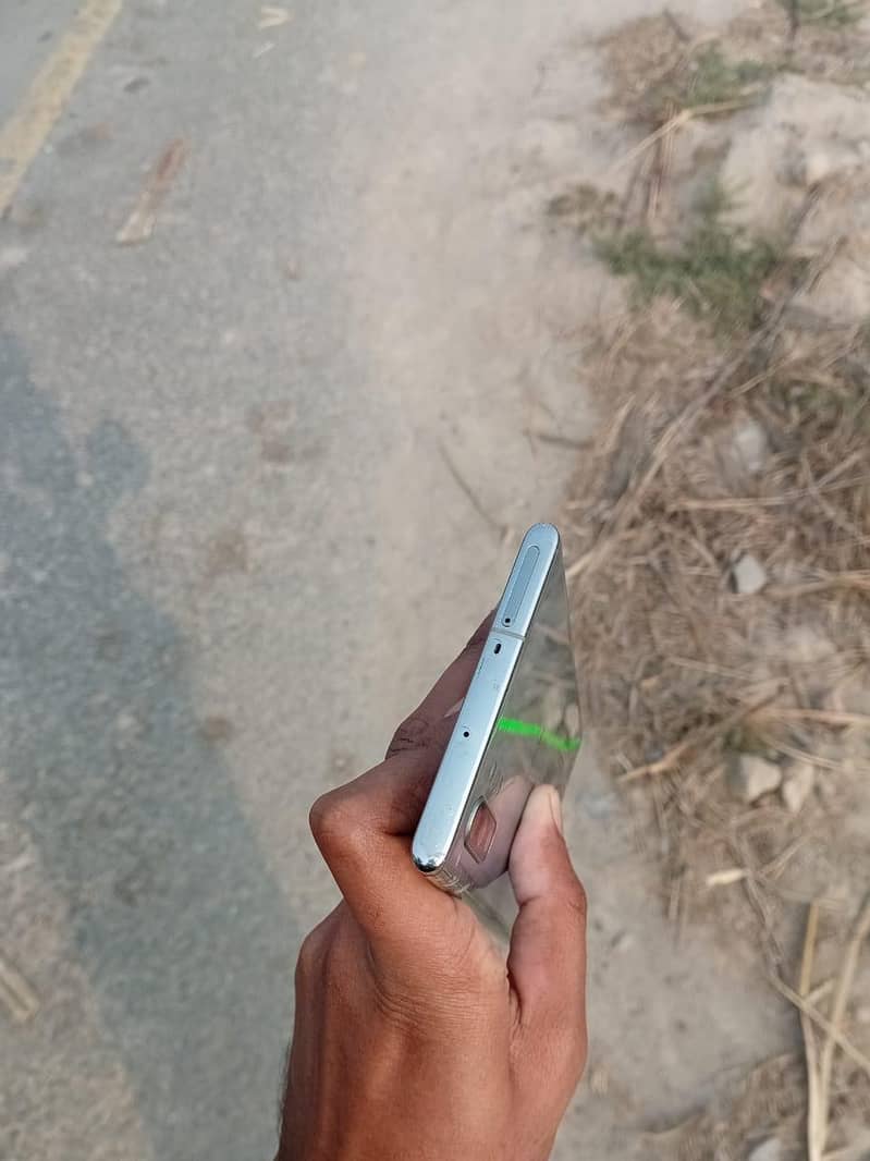 Samsung Mobile Note 10 Plus 7