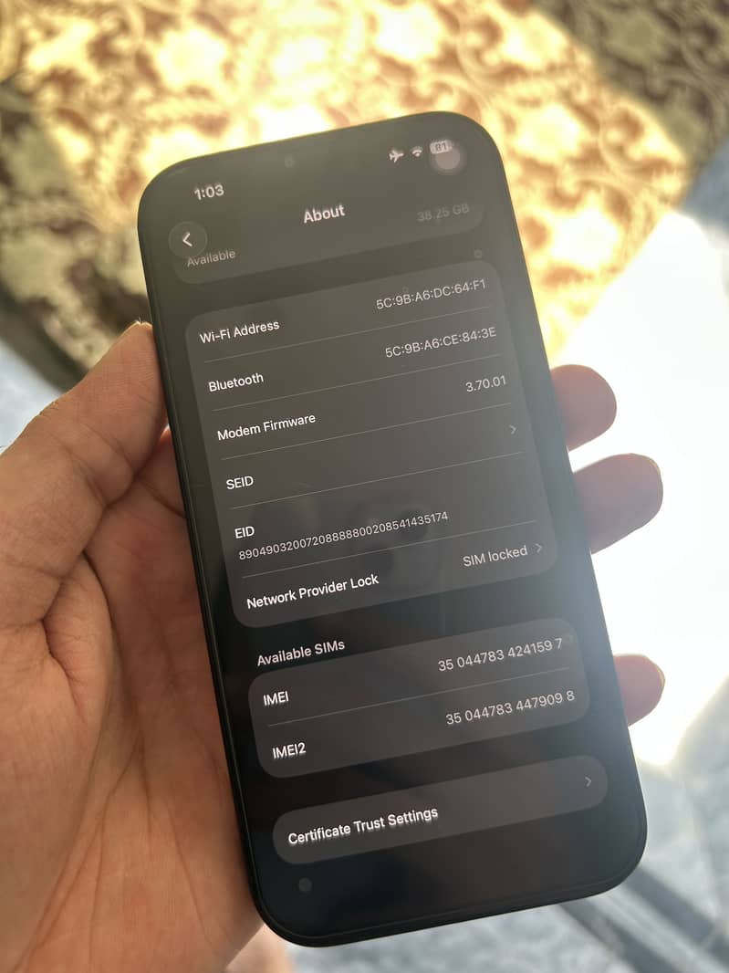 Apple iPhone 15 7