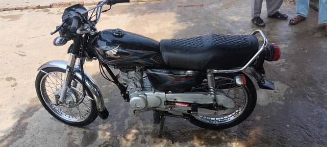 | Honda | CG 125 | Model 2024/25 | Condition 10/10 |