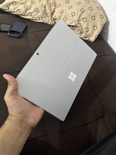 Microsoft Surface Pro 5