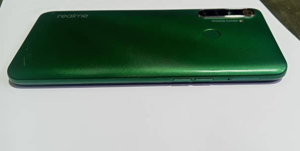 Realme 5i