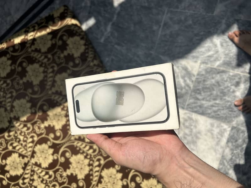 Apple iPhone 15 9