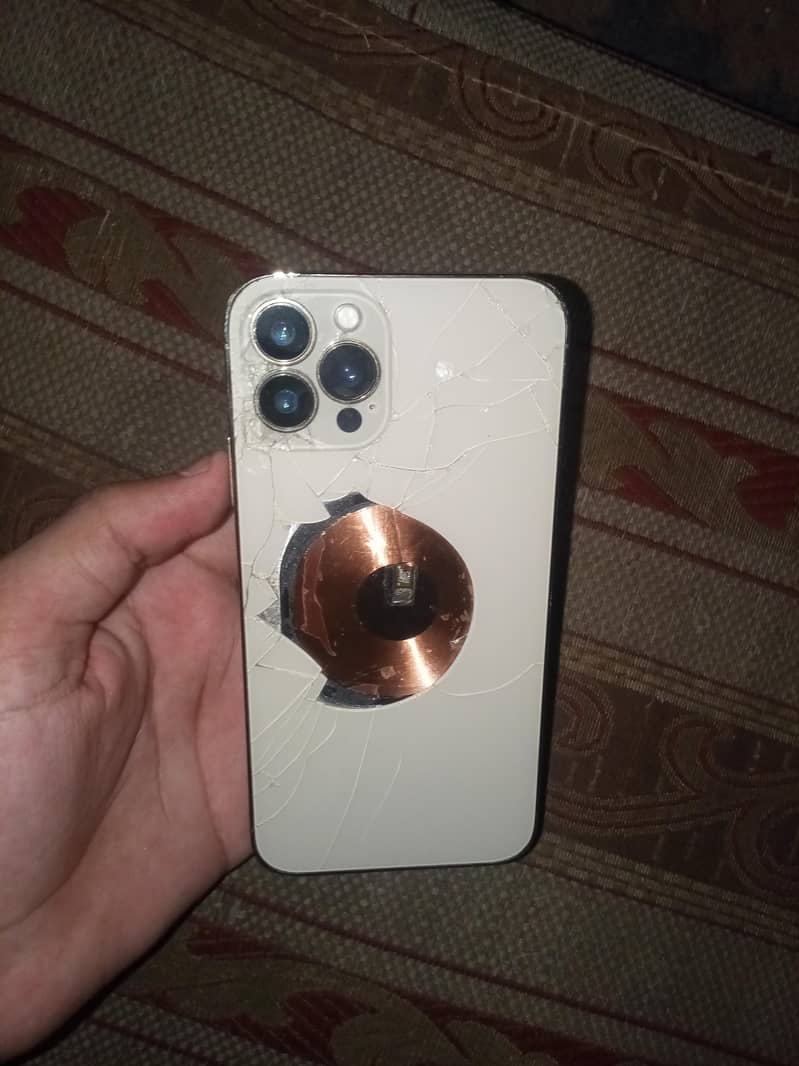 Apple iPhone Xs 0