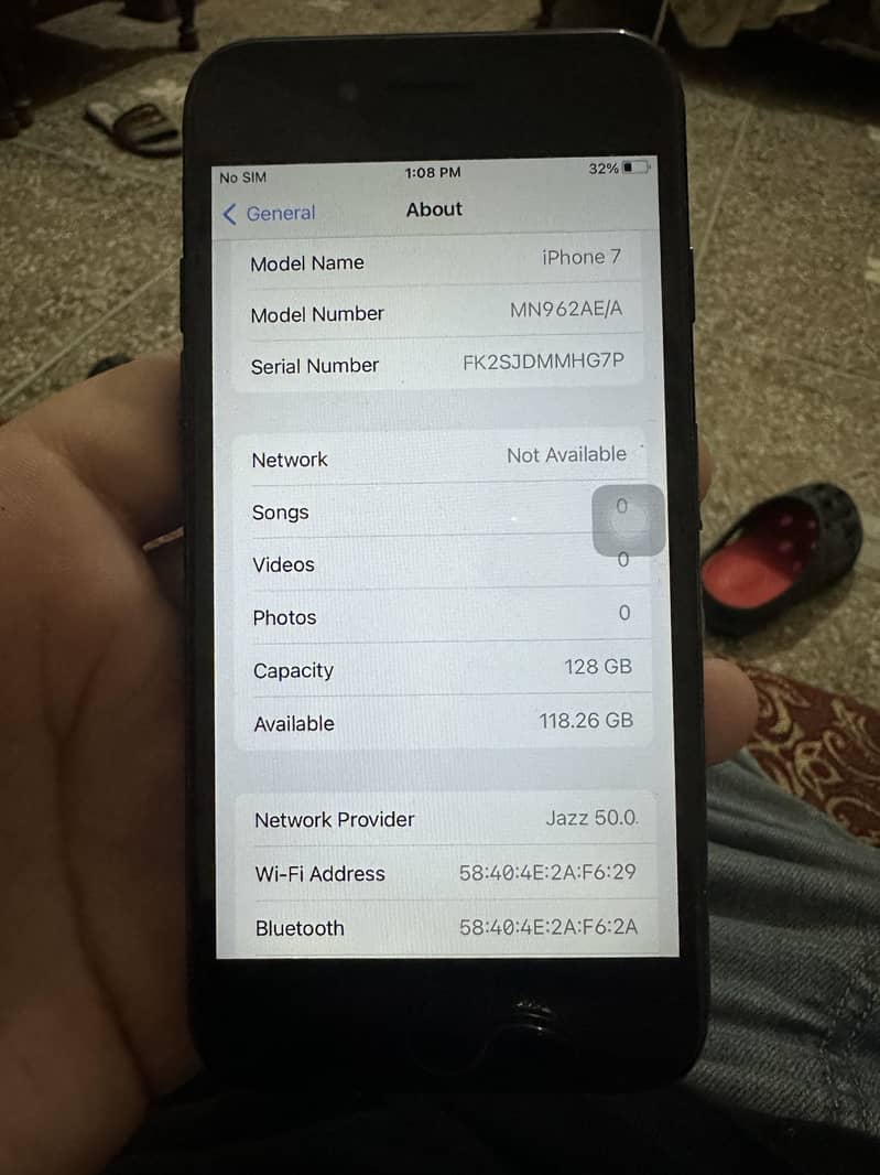 Apple iPhone 7 2