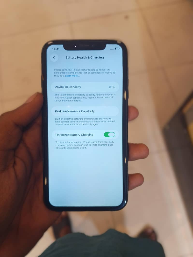 iPhone 11 2
