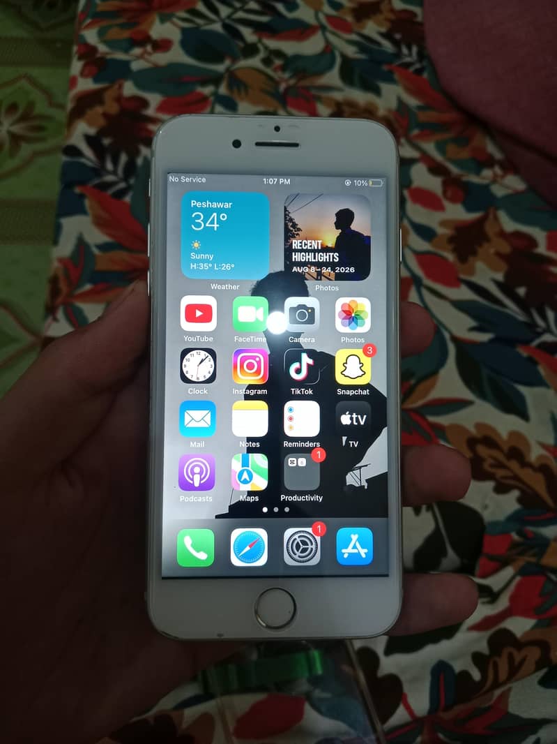 Apple iPhone 8 3