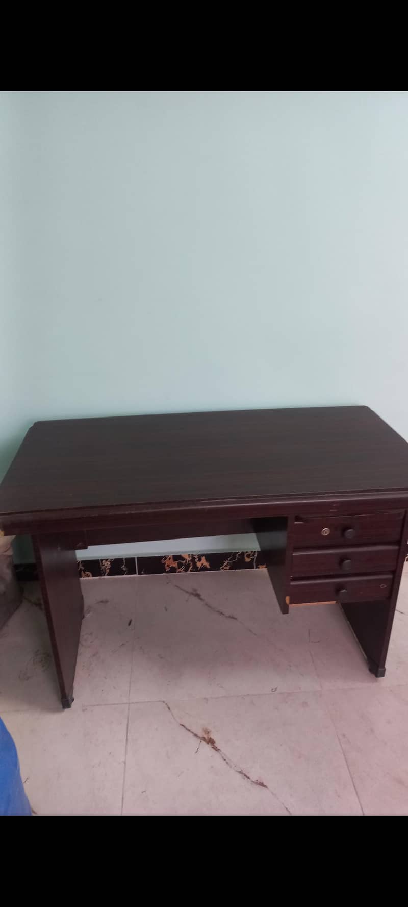 study and computer table 0