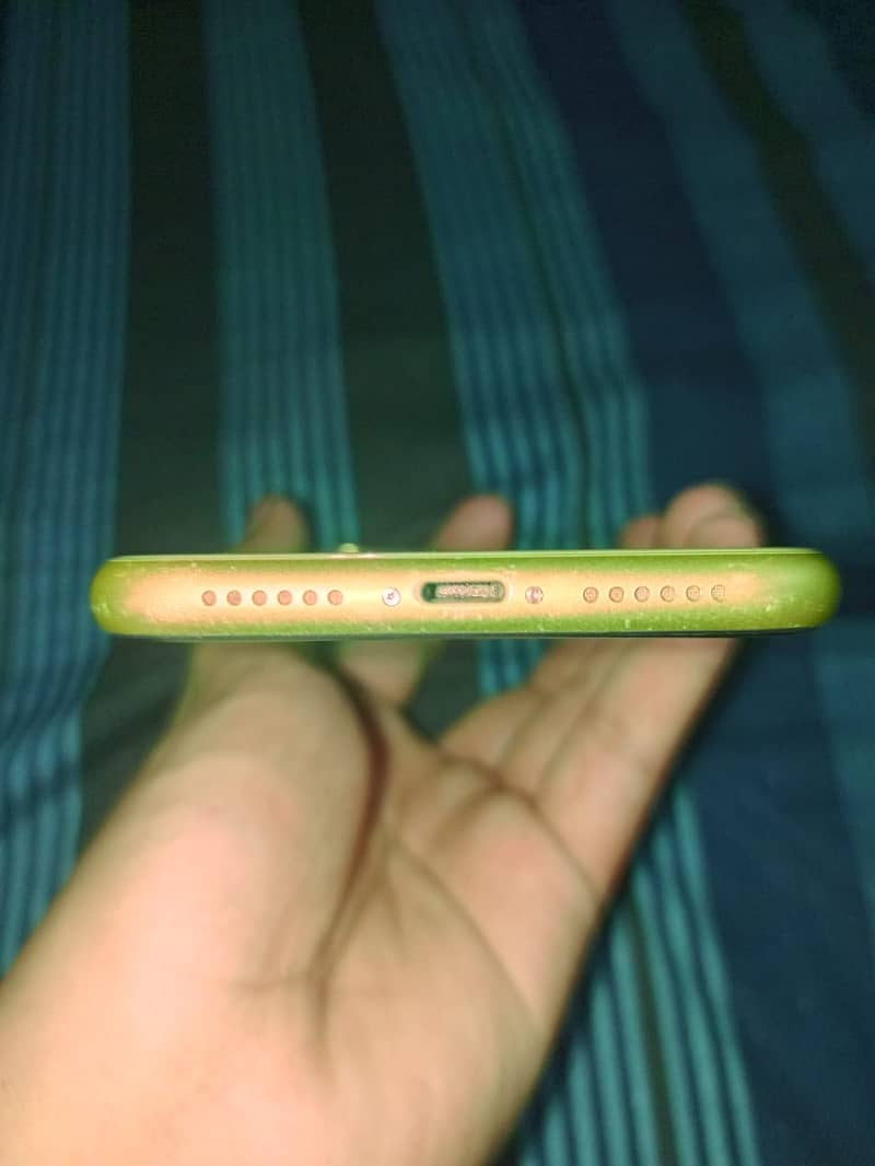 Apple iPhone 11 5