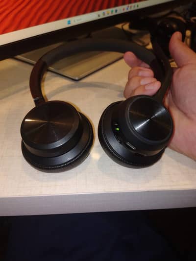 Poly Voyager 4320 UC