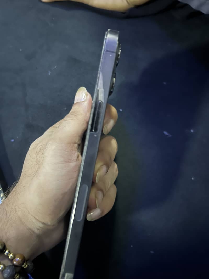 iPhone 12 pro max 2