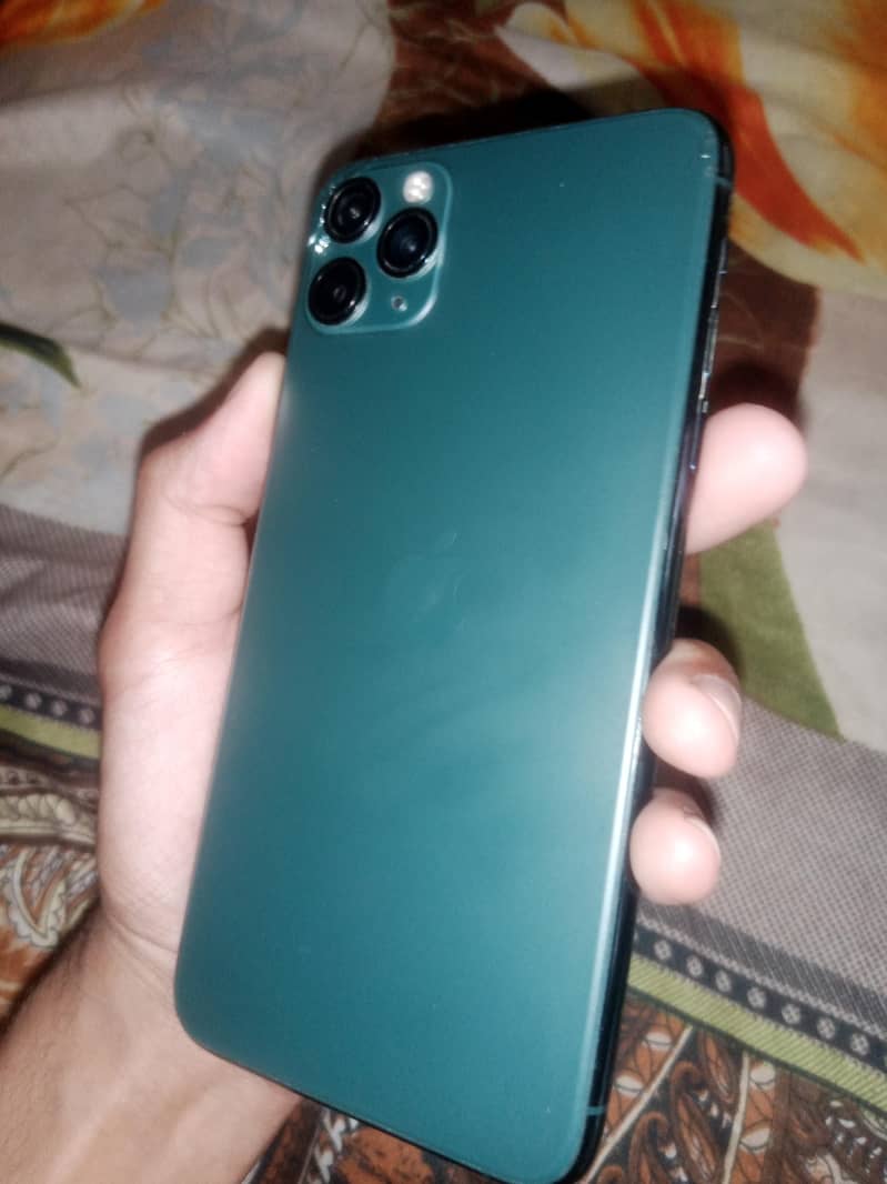 iphone 11 pro max 2