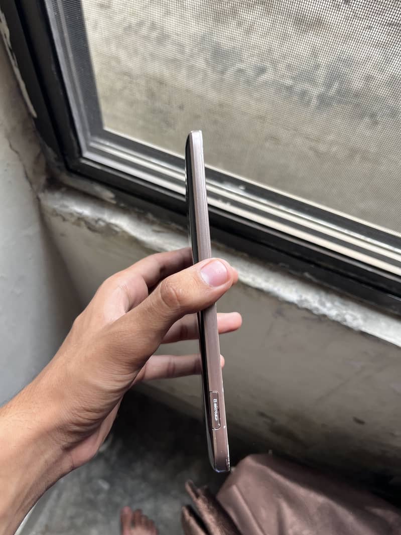 Samsung tablet 1
