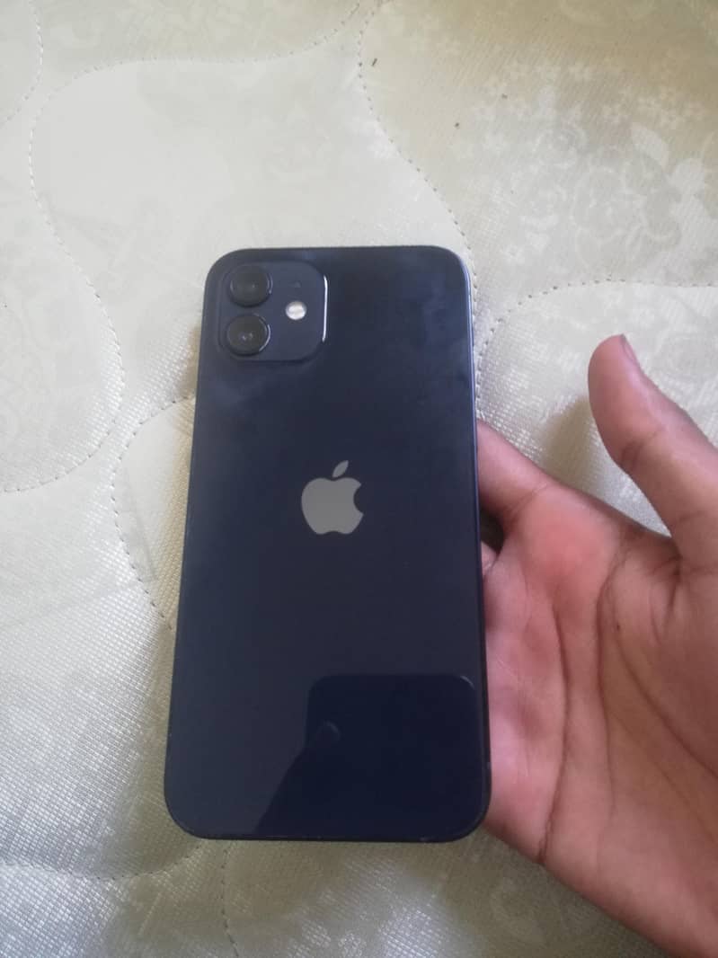 Apple iPhone 12 0
