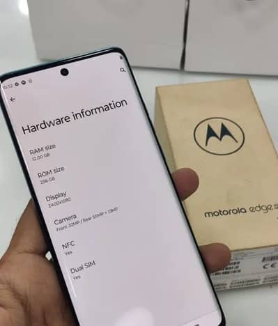Motorola Edge 40 neo 12 GB RAM 256GB memory 0325-0054-225