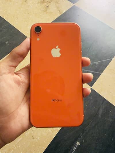 Apple iPhone XR