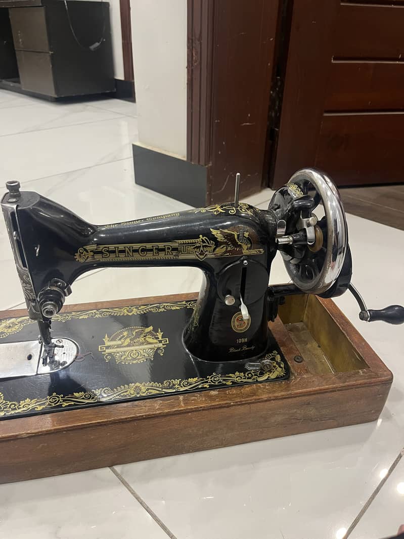Singer manual machine 1