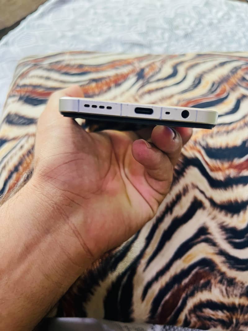 Realme C53 2