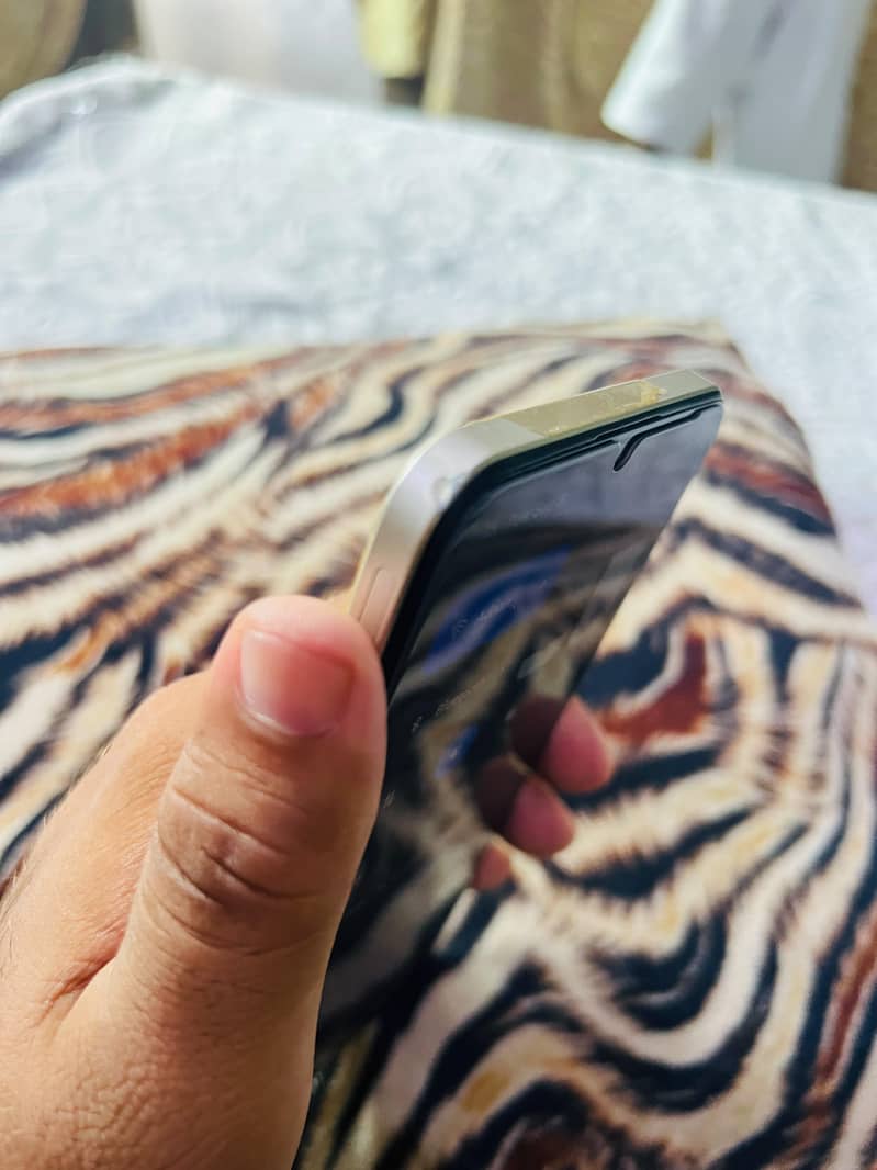 Realme C53 6