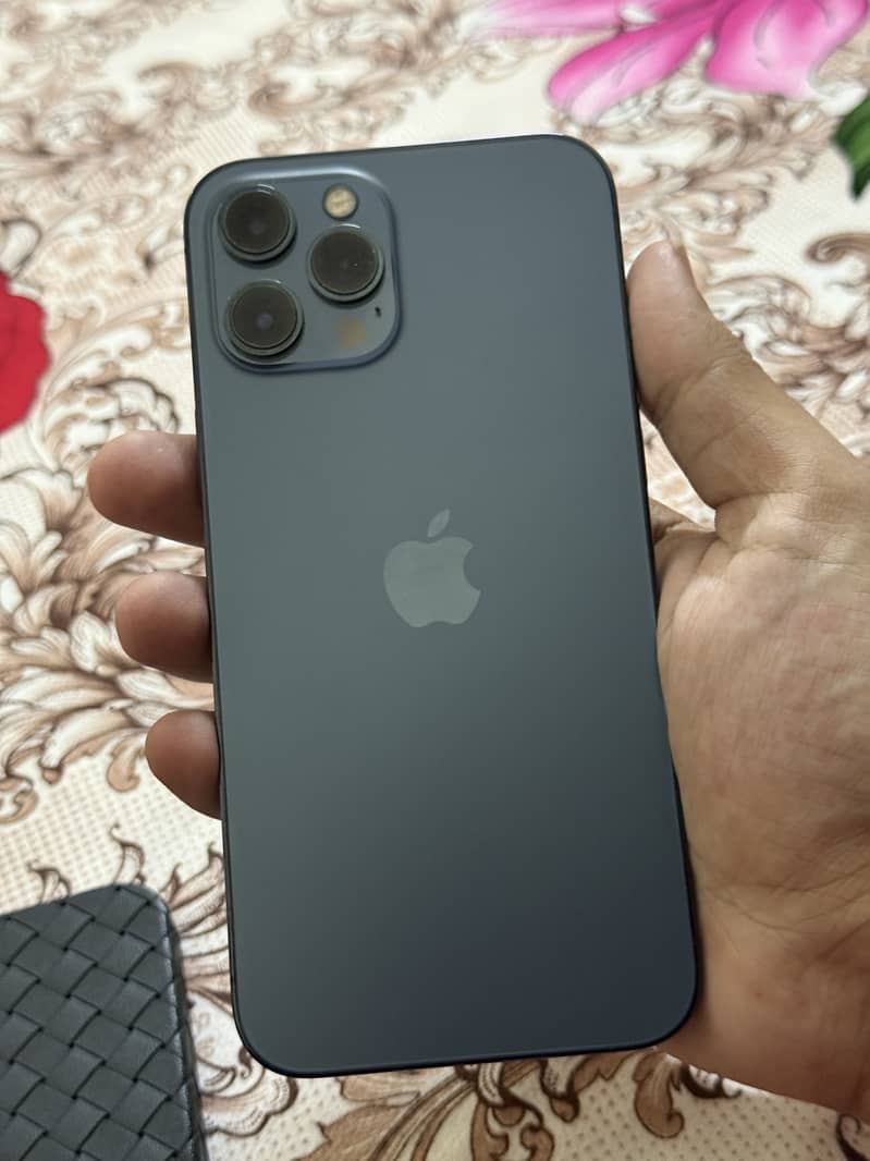 Iphone 12 pro max (PTA) 0