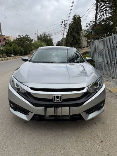 Honda Civic Oriel 1.8 i-VTEC VCT