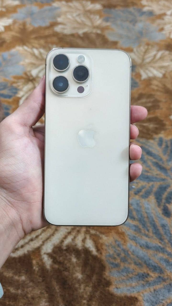 iPhone 14 Pro Max 0