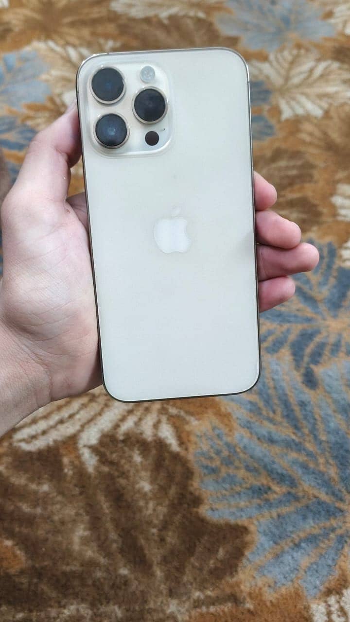iPhone 14 Pro Max 5