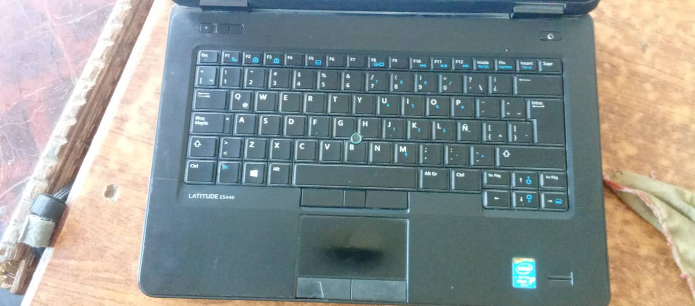 Dell Latitude E5440 1
