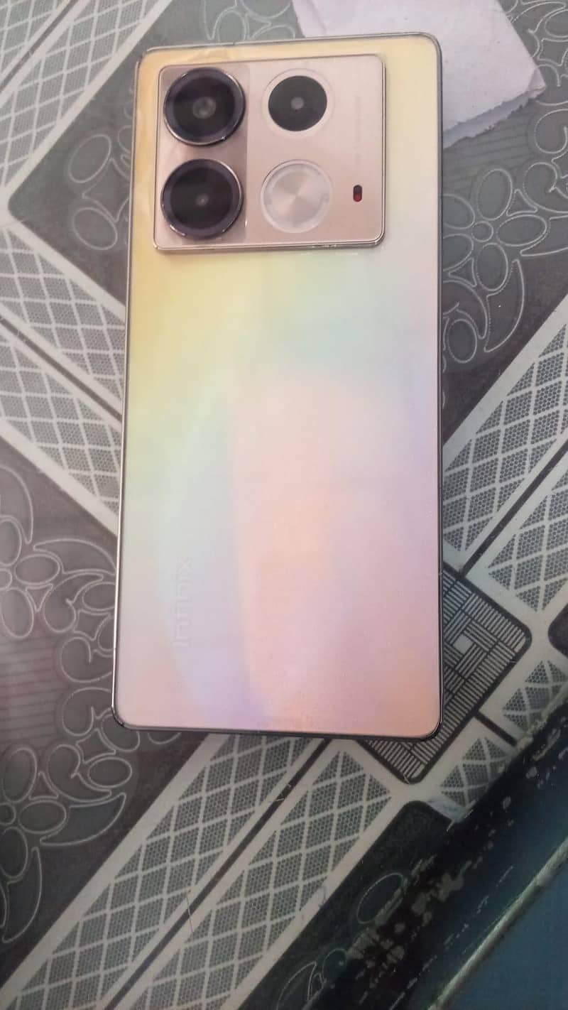 Infinix Note 40 3
