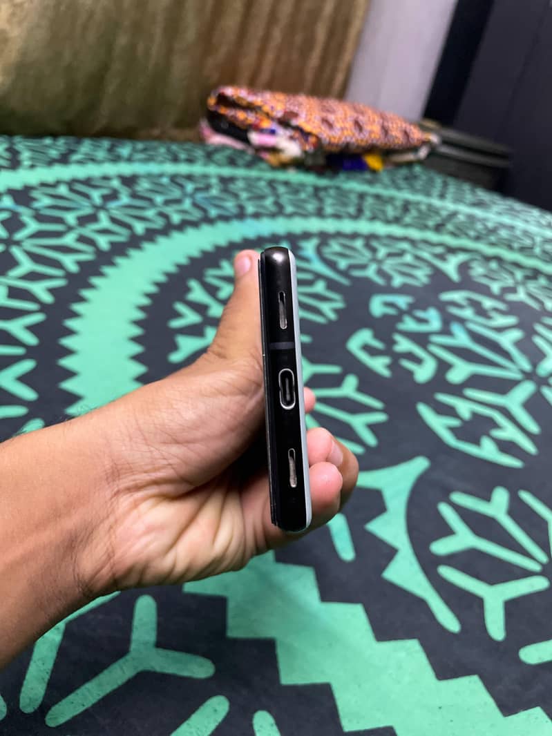 Google Pixel 6a 5