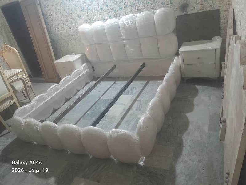 Bed with side 2 tables 3