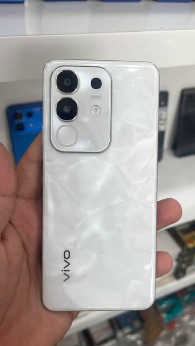 Vivo Y29