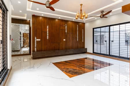 Luxurious 1 Kanal Modern Upper Portion DHA Phase 5, Lahore