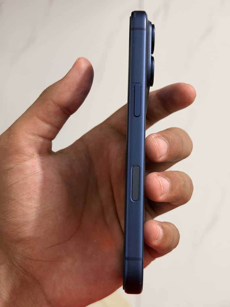 Apple iPhone 17 Pro 2