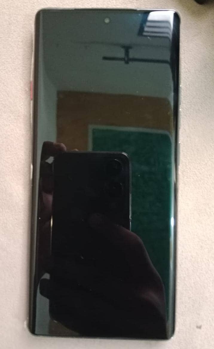 Tecno CAMON 40 Pro 2