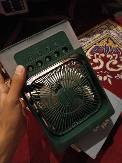 Portable Mini Rechargeable Fan / Cooler – Good Condition