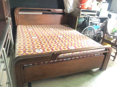Solid sheesham bed queen size