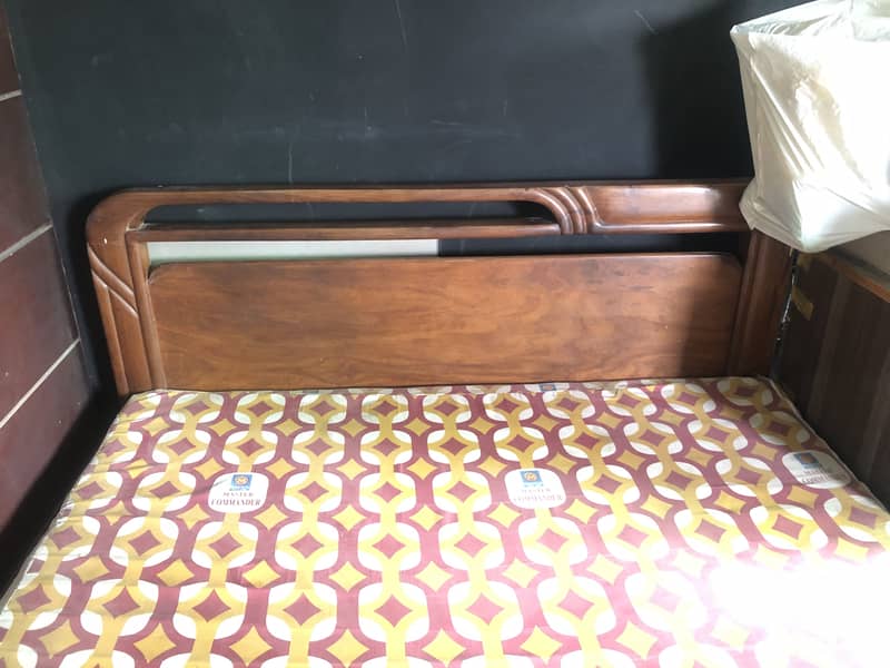 Solid sheesham bed queen size 2