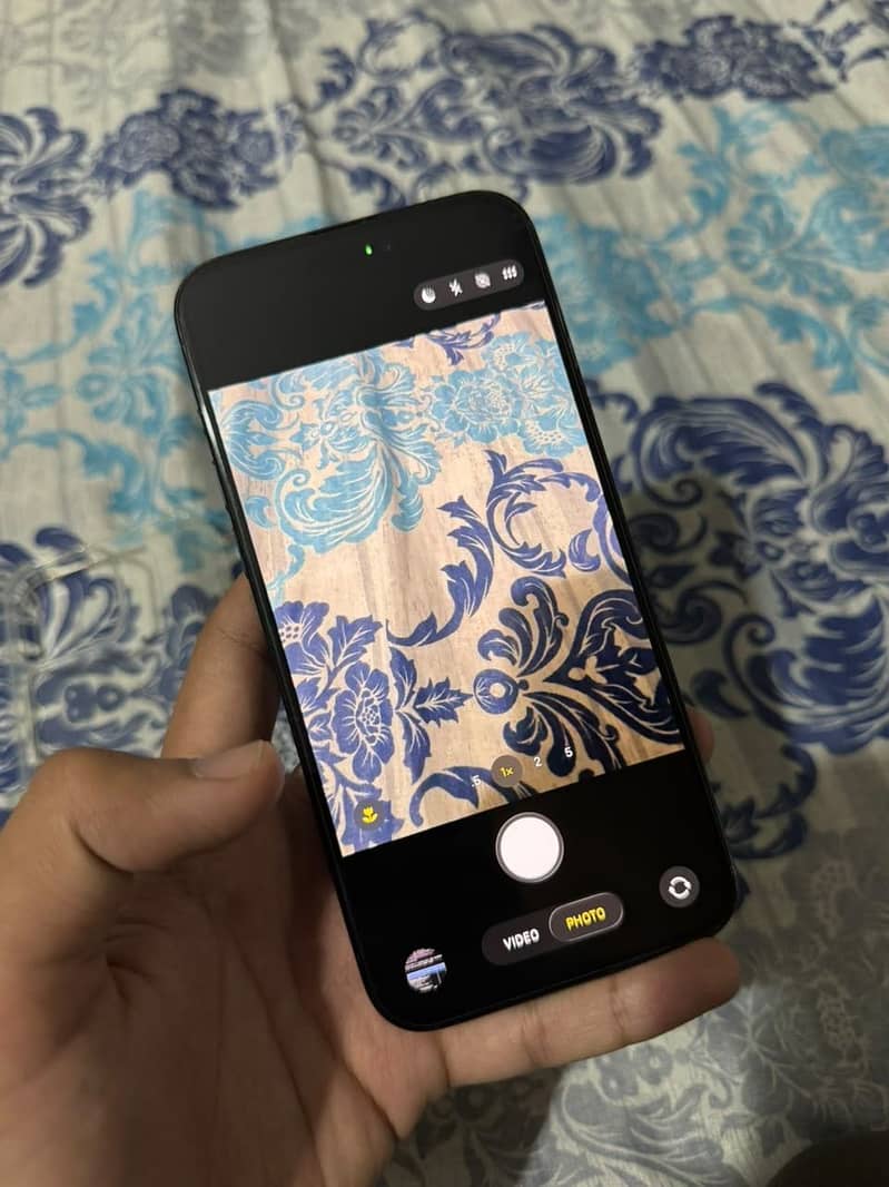 Apple iPhone 15 Pro Max 6